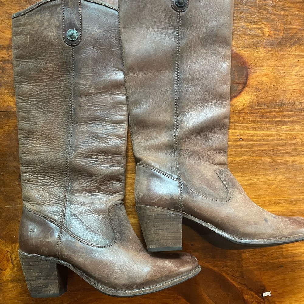 Frye Brown Leather Knee-High Western Heeled Boots